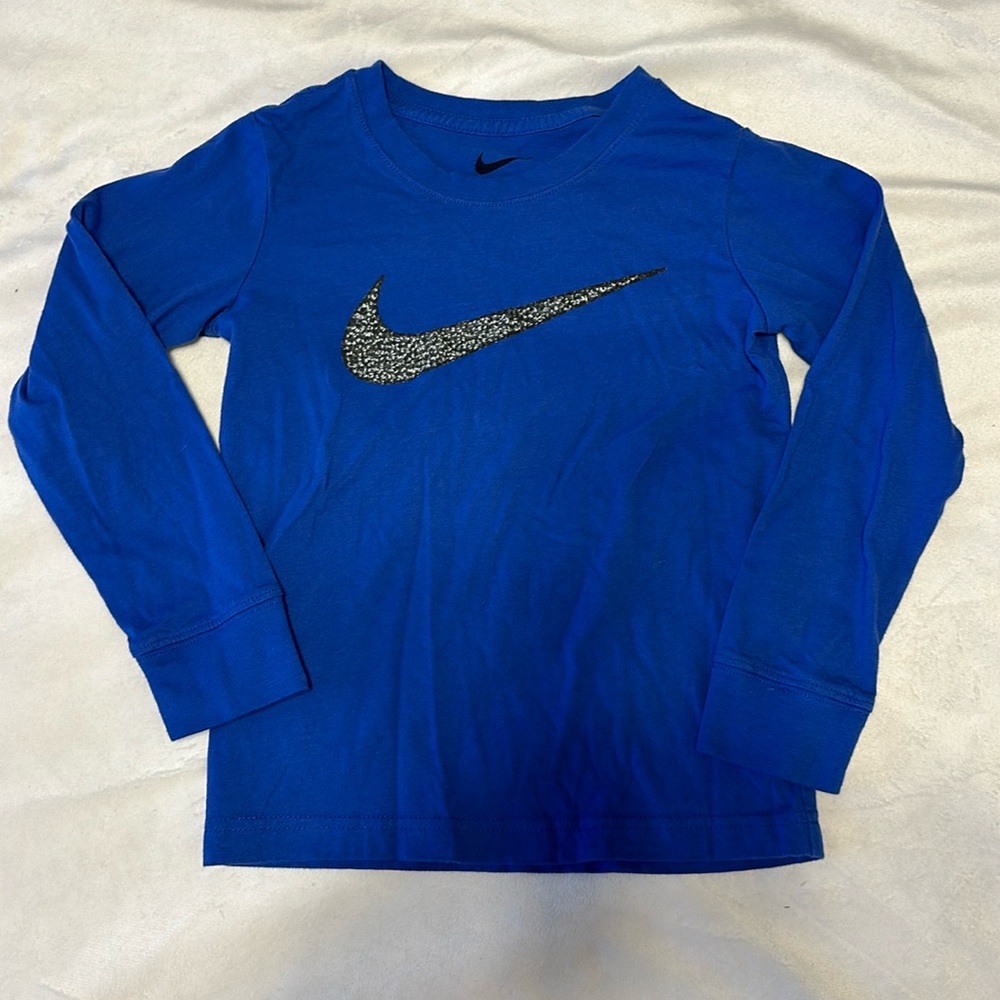 Nike boys long sleeve